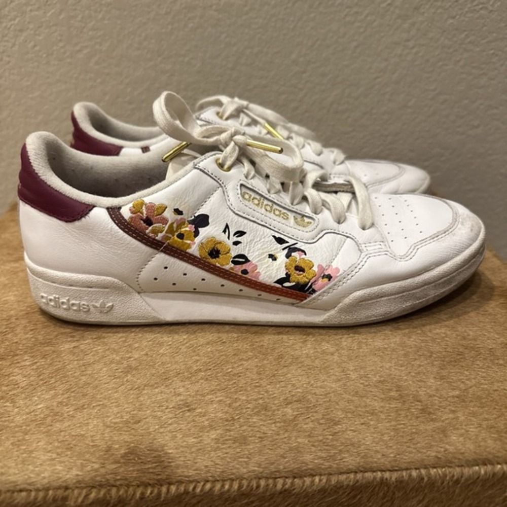 Adidas Her Studio London - ‎ Continental 80, Floral Print - Women's Size 10.5